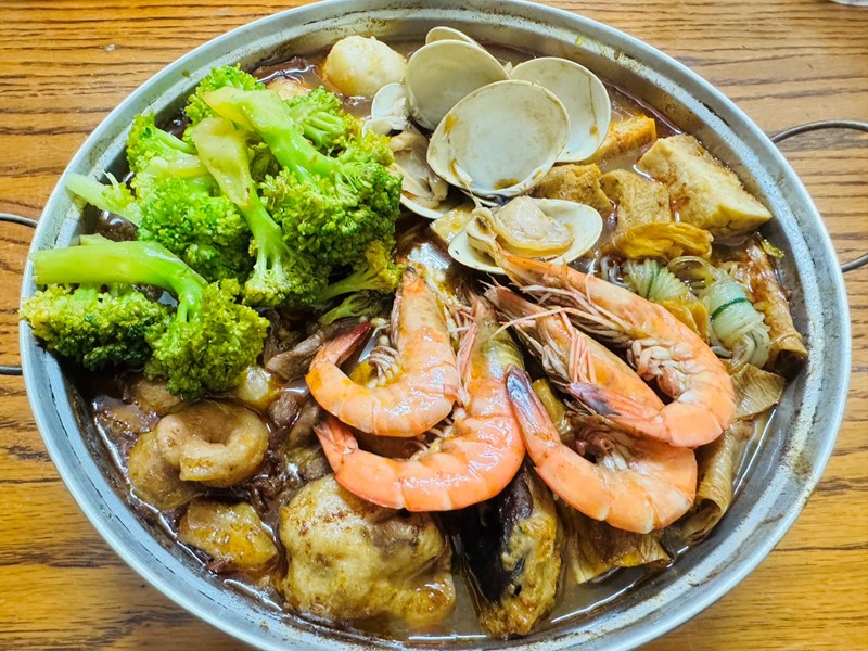女人知己試用大隊,口碑行銷,部落客行銷,草食研 十三香赤麻辣鍋底包,麻辣鍋,鍋底包,火鍋,素食,蔬食,大哉良食,草食研,Vegan,可以喝湯的麻辣鍋